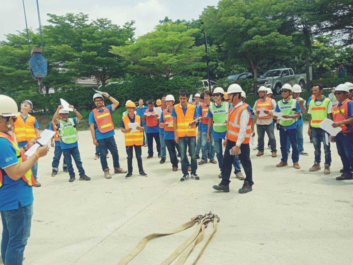 LINE_ALBUM_หลักสูตรปั้นจั่นชนิดเคลื่อนที่(Mobile Crane 4 _250828_11.jpg - หลักสูตรปั้นจั่นชนิดเคลื่อนที่ (Mobile Crane 4 ผู้)